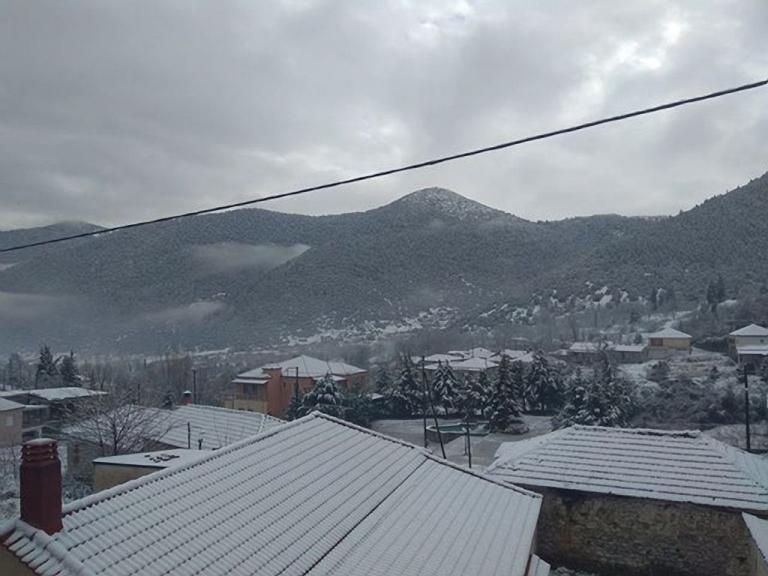 Σαρώνει η κακοκαιρία : Στην «κατάψυξη» η χώρα, σε ποιες περιοχές θα χιονίσει