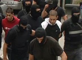 Αποχώρησαν από το εδώλιο οι κατηγορούμενοι για συμμετοχή στους «Πυρήνες»