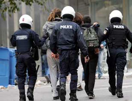 Συνδρομή και από τις κάμερες