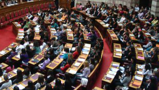 Δηλώσεις βουλευτών κατά την παράδοση-παραλαβή υπουργείων