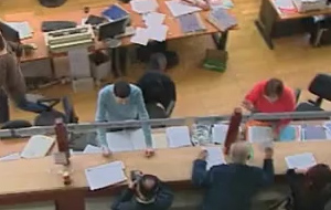 «Συρρικνώνονται» 4 υπουργεία, σε διαθεσιμότητα 3.500 υπάλληλοι