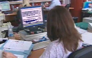 Θα μειωθεί κατά 200.000 υπαλλήλους το Δημόσιο μέχρι το 2015