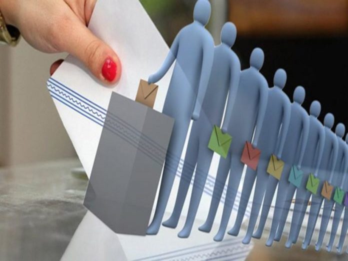 Το όπλο και το πηλήκιο