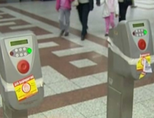 «Τζαμπατζήδες το κίνημα των διοδίων» λέει η κυβέρνηση, ενώ οι κοινοπραξίες συζητούν μείωση