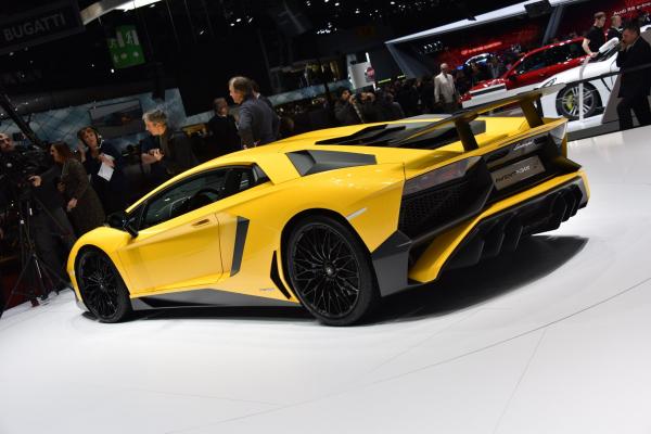 H SV, η ισχυρότερη Lamborghini Aventador παραγωγής αποκαλύπτεται στη Γενεύη