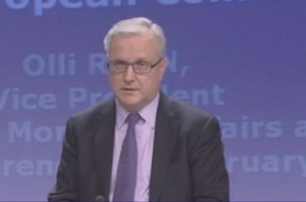 Η Ελλάδα κρατά το κλειδί για την έξοδο από την κρίση, λέει ο Όλι Ρεν