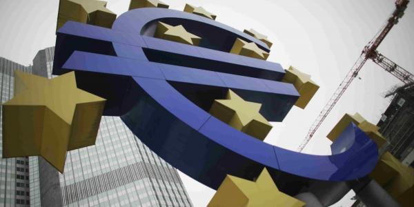 Αμοιβαίες υποχωρήσεις ΕΕ-ΔΝΤ οδήγησαν σε λύση για την Ελλάδα