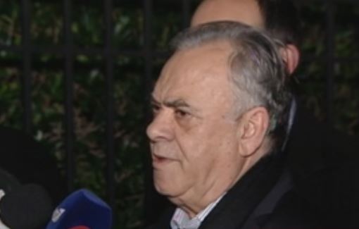 Δραγασάκης για την πτώση του χρηματιστηρίου και τις τράπεζες