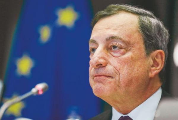 Bloomberg: Θα φέρει φέτος δώρα ο Άη Βασίλης της ΕΚΤ;