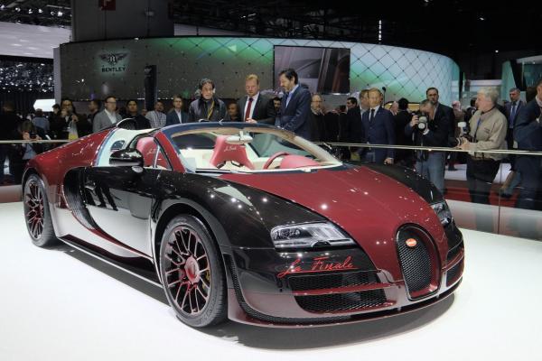 Η La Finale, η τελευταία μονάδα παραγωγής της Bugatti Veyron «προσγειώνεται» στην 85η ελβετική έκθεση