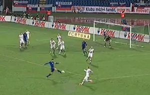 Κακή εμφάνιση, αλλά με τύχη κέρδισε η Εθνική μας την Σλοβακία (1-0)