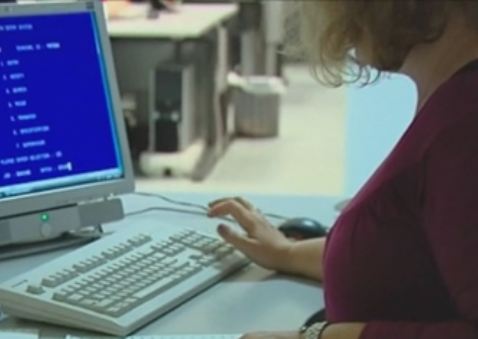 Αποκαλύψεις για τα εισοδήματα γνωστών ηθοποιών και τραγουδιστών