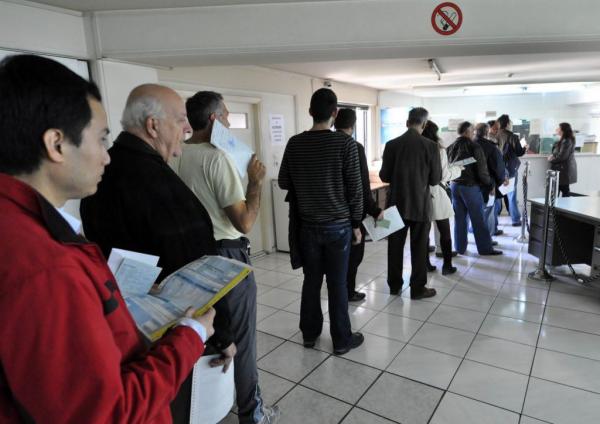 Διπλασιάζονται σε 24 οι δόσεις της πάγιας ρύθμισης για χρέη σε Εφορία και Ταμεία