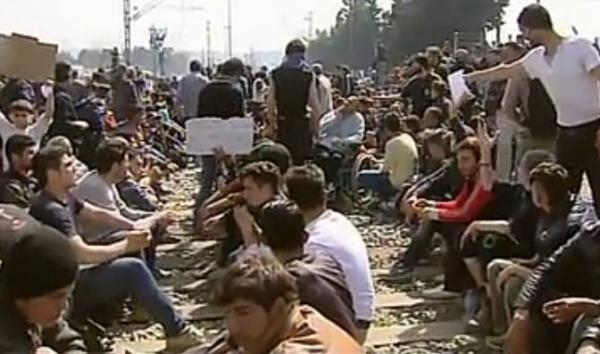 Οι εγκλωβισμένοι πρόσφυγες στην Ειδομένη