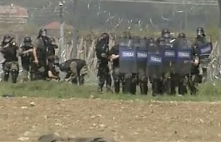 Ειδομένη: Για πρωτοφανη απουσία του κράτους κάνει λόγο η αντιπολίτευση στα επεισόδια