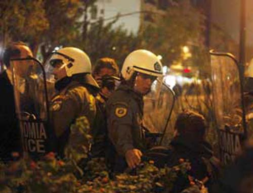 Κλεφτοπόλεμος με αστυνομικούς