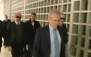 Εδωσαν γραπτές καταθέσεις οι δύο οικονομικοί εισαγγελείς