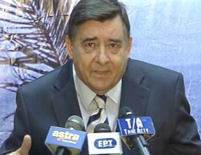 Βολές Καρατζαφέρη κατά ΠΑΣΟΚ και ΝΔ για τα «στείρα εκβιαστικά διλήμματα»