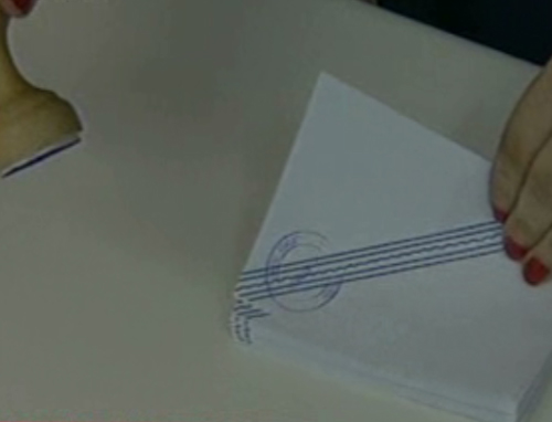 Σε αναζήτηση προσώπων για δήμους και περιφέρειες βρίσκονται τα κόμματα