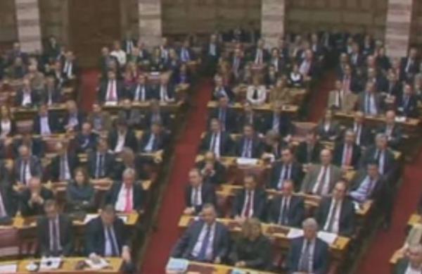 Εκλογές θα γίνουν το 2016, διαμηνύει το Μέγαρο Μαξίμου