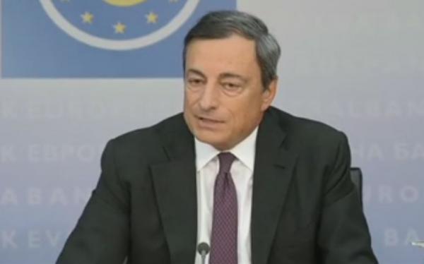 Αναπάντεχη μείωση, στο 0,05%, του βασικού επιτοκίου της ΕΚΤ