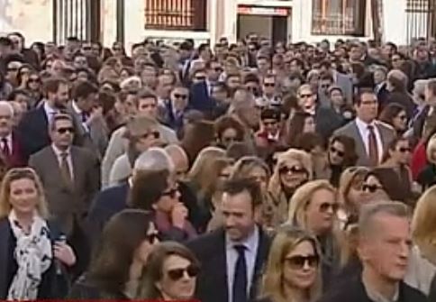 Εξετάζονται μέτρα υπέρ των νέων ελεύθερων επαγγελματιών και επιστημόνων