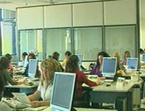 Μείωση 46% στο έλλειμμα του προϋπολογισμού το α’ εξάμηνο του 2010