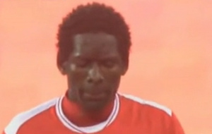 Ο Κανού ντύνετε «κόκκινος» και ο Κουΐσνι «πράσινος»