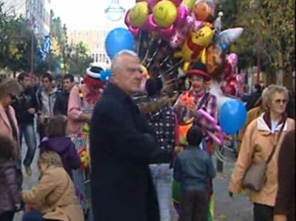 Στο τραπέζι η πρόταση για λειτουργία των καταστημάτων τις Κυριακές, ορατές οι πρώτες αντιδράσεις