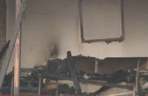 Πυρκαγιά από εμπρησμό στην εξοχική κατοικία Σημίτη στους Αγ.Θεοδώρους