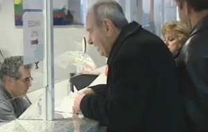 Ενιαίο μισθολόγιο: Μετά τα Χριστούγεννα οι περικοπές αποδοχών