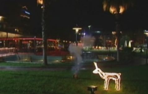 Στη σκιά της Ακρόπολης υποδέχθηκαν το 2013 οι Αθηναίοι