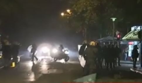 Επεισόδια μετά την ολοκλήρωση της πορείας στα Εξάρχεια