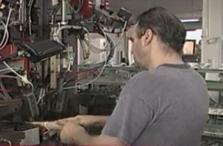 Δεκάδες χιλιάδες υπάλληλοι μένουν απλήρωτοι