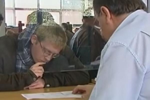 Εκτός λίστα η κατάργηση της ρήτρας μηδενικού ελλείμματος και ο 13ος μισθός