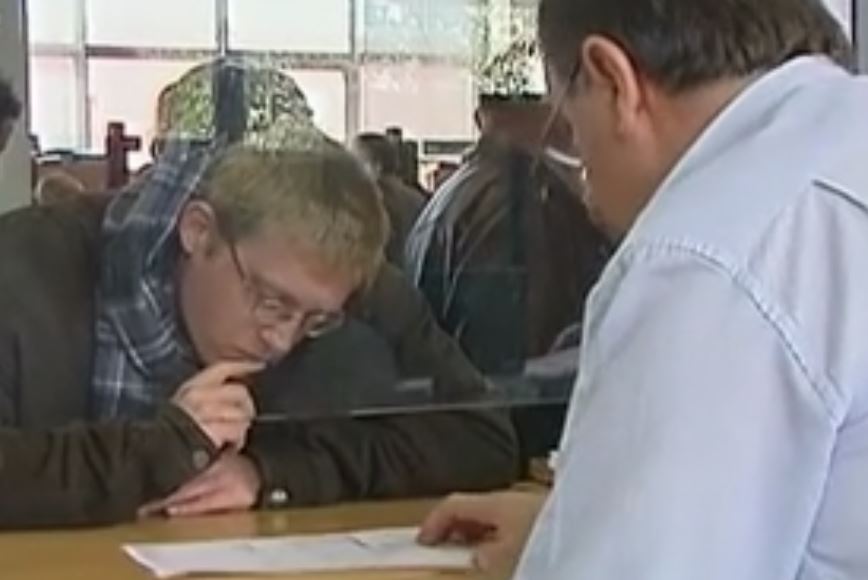 Εκτός λίστα η κατάργηση της ρήτρας μηδενικού ελλείμματος και ο 13ος μισθός