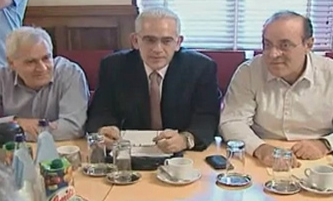 Μισθολογικό πλαφόν για 13ο και 14ο μισθό ζητούν ΣΕΒ και ξενοδόχοι