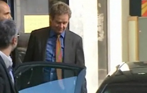 Ανυποχώρητη η τρόικα για τα εργασιακά