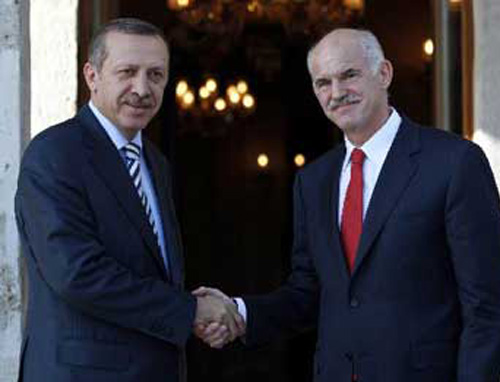 Προσπάθεια νέου ξεκινήματος στο μεικτό ελληνοτουρκικό συμβούλιο συνεργασίας