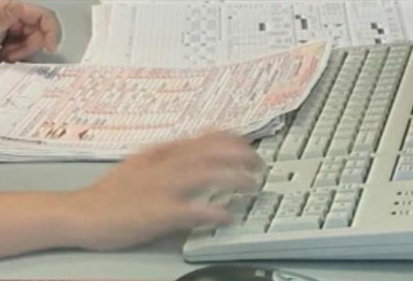 «Συναγερμός» στην κυβέρνηση λόγω μείωσης εσόδων