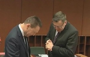 Να συνεχιστούν οι μεταρρυθμίσεις στην Ελλάδα ζητά το Eurogroup