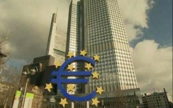 Προβληματίζει την Ευρωζώνη η κρίση χρέους σε Ιταλία-Ισπανία