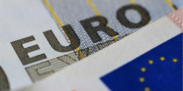 Μια ανάσα πριν την ύφεση η ευρωπαϊκή οικονομία