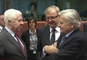 Η ΕΚΤ δεν θέλει αναδιάρθρωση ελληνικού χρέους