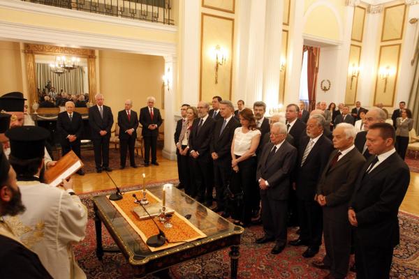 Η παράδοση – παραλαβή των υπουργείων