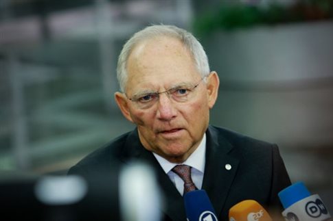 Θέμα της Ελλάδας το δημοψήφισμα, λένε ευρωπαίοι αξιωματούχοι