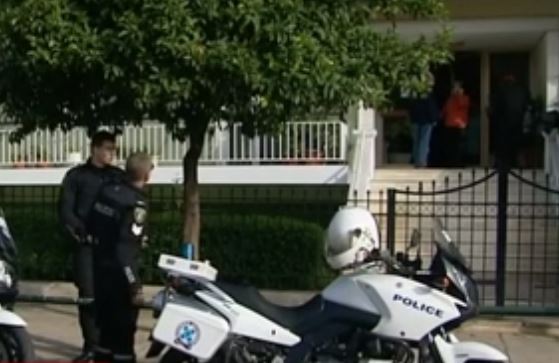 Ηλικιωμένη βρέθηκε νεκρή και φιμωμένη στο διαμέρισμά της