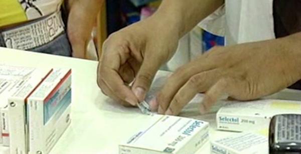 «Παγώνουν» ξανά οι φαρμακοποιοί της Αθήνας την επί πιστώσει χορήγηση φαρμάκων