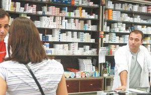 Αναστέλλουν τις κινητοποιήσεις οι φαρμακοποιοί πλην Αττικής