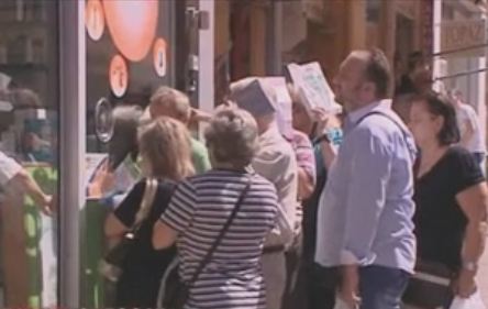 Ουρές και ελλείψεις στα Φαρμακεία που σταμάτησαν το «εμπάργκο»